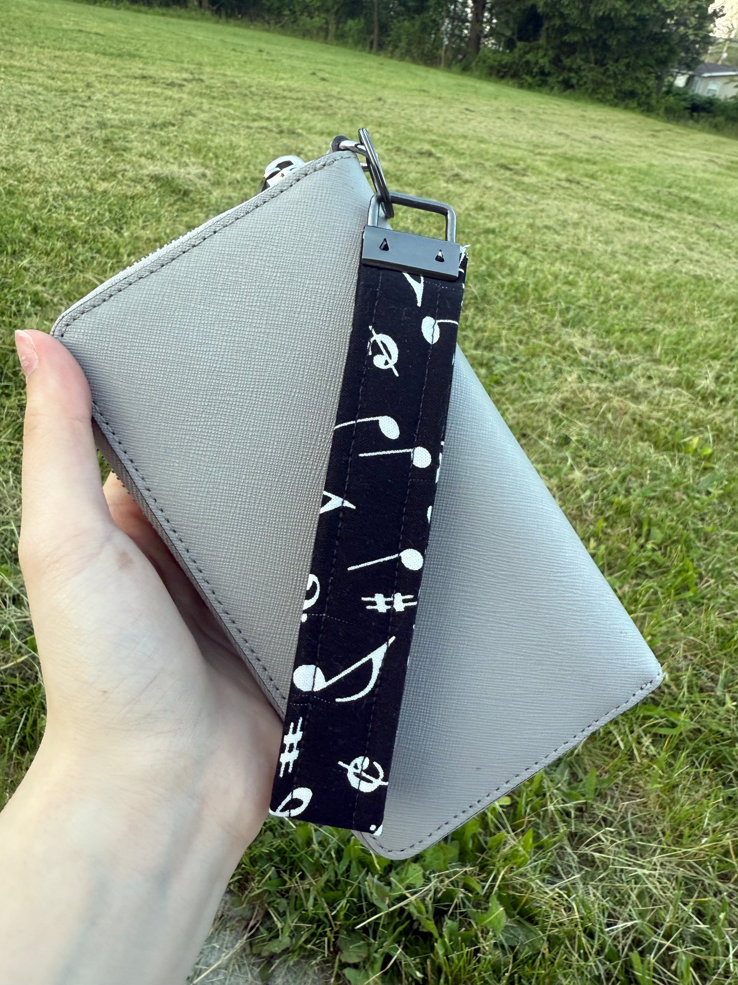 Music Notes Wristlet Keychain