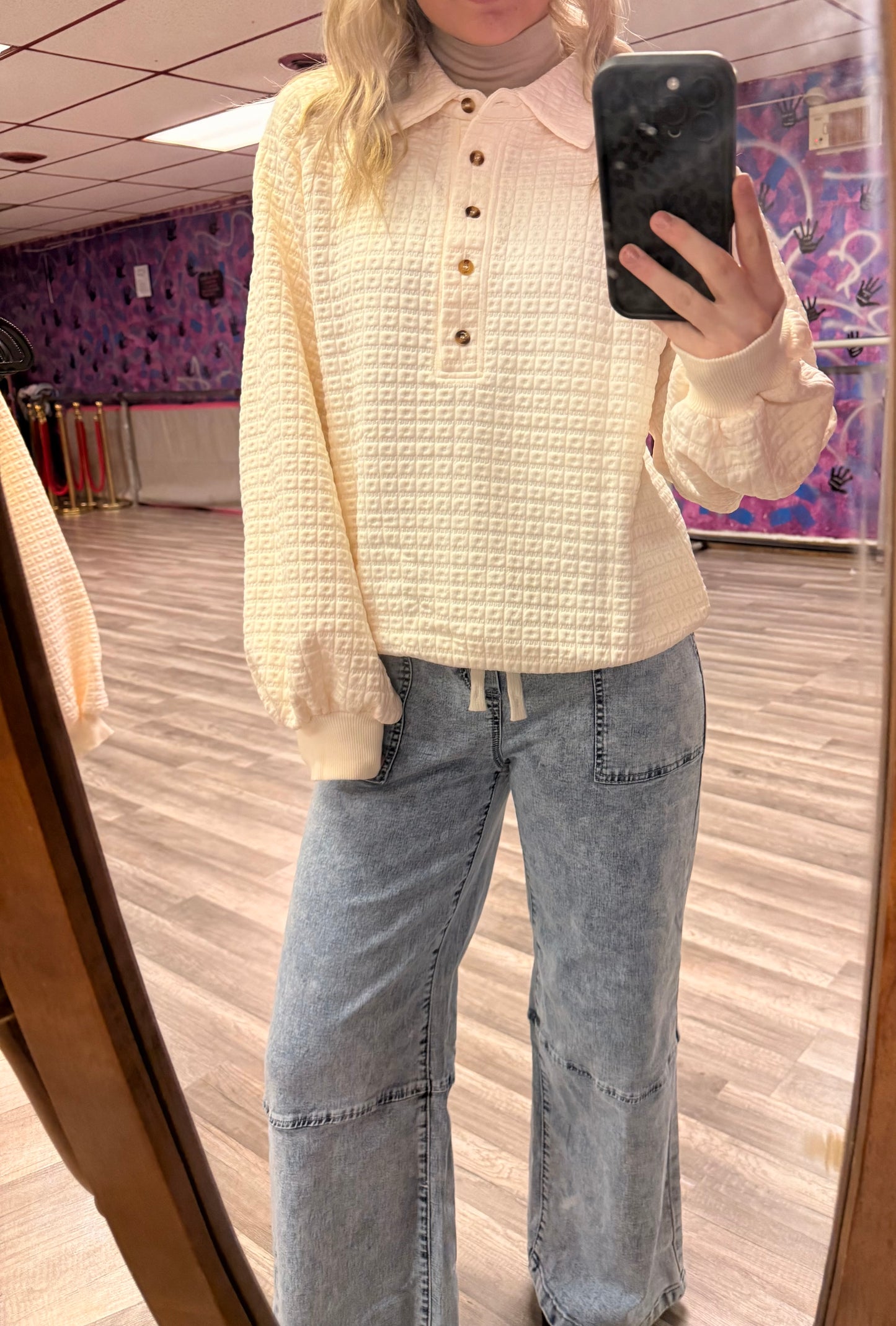 Vanilla Pine Sweatshirt